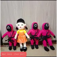在飛比找蝦皮購物優惠-45cm娃娃女孩娃娃和魷魚游戲士兵35cm殺手娃娃娃娃