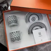 NEW HERMES H DECO COFFEE ESPRESSO TEA CUPS WITH SAUCERS BLACK AND WHITE