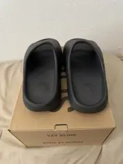Yeezy Onyx Slides Size 11