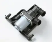 New Heater Control Valve Assembly For BWM X5 5 Series E53 E60 E61 64118379921=
