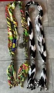 NWT Peter Nygard Set Of 2 Scarves Necklaces w/Heart Black White / Vibrant