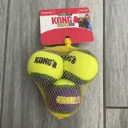 KONG CrunchAir Balls Medium New Dog Ball Fetch Recall Toy
