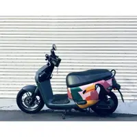 在飛比找樂天市場購物網優惠-【多款可選】BLR gogoro 雙面車套-另一面黑色 車身