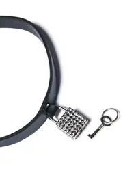 [Funk Plus] Luv Lockdown Choker