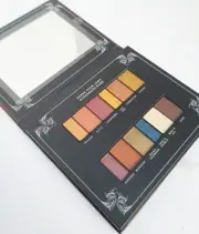 COVERGIRL Her Majesty Eyeshadow Palette, Revolution, 0.22 oz