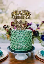"BABY is COMING" v2 - Gold and Black Cake Topper - Silver - Game of Thrones