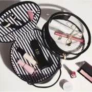 New Hudson + Bleecker - Preto Nomad Round Travel Train Case Cosmetic Makeup $60