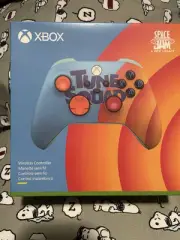 Microsoft Xbox One/Series X Loony Tunes Toon Squad Controller New