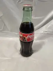 COCA COLA COKE 1998 EDITION CHRISTMAS 8oz BOTTLE SANTA