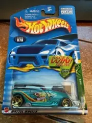 2002 Hot Wheels Cold Blooded Series Phaeton #78 (Race & Win)