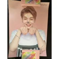 在飛比找蝦皮購物優惠-Wanna One Innisfree 海報 丹尼爾