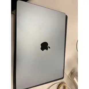 MacBook Pro 14 吋 M1 Pro 太空灰