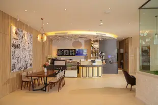 漢庭優佳(昆明世紀金源廣場酒店)Hanting Youjia Hotel (Kunming Century Jinyuan Square)