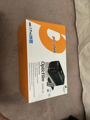 Plustek OpticFilm 7600i SE 7200 DPI Slide Scanner