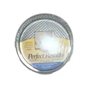 Wilton Perfect Results Premium Non Stick Springform Pan Bakeware 9 In. NWT