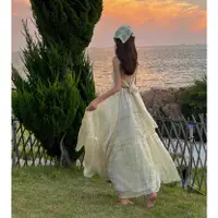 在飛比找蝦皮商城精選優惠-Kayee 洋裝 夏天 沙灘露背掛脖大擺飄逸仙女洋裝 海邊海