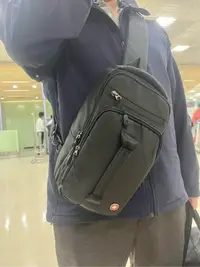 在飛比找Yahoo!奇摩拍賣優惠-彥廷包～竹科南科人的最愛～SPYWALK 休閒單肩包 側背包