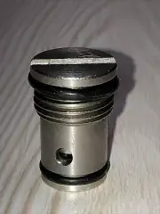 Valve Seat & Seal Johnson Evinrude 387517