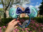 Disney Parks Epcot UK Pavillion Alice In Wonderland Minnie Ear Headband