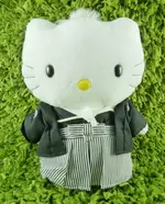 【震撼精品百貨】HELLO KITTY 凱蒂貓~KITTY絨毛娃娃-丹尼爾圖案-和服裝扮-站姿