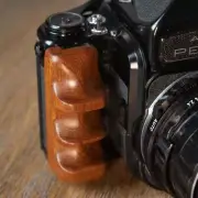 Wood Camera Hand Grip For Pentax 67 6X7 6*7 Right hand Handle Holder NICE