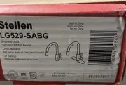 Pfister Stellen Single-Handle Pull-Down Sprayer Kitchen Faucet in Brushed Gold
