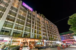 布吉岛艾希莉焦點酒店Ashlee Hub Hotel Patong