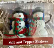 Cute Set Of Snowmen Salt And Peppers Shakers