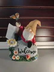 gnome welcome sign Solar light