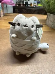 2018 Gund Pusheen Halloween Mummy Toilet Paper Cat Stuffed Animal Plush W/ Tags