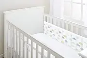 BreathableBaby Breathable Mesh Liner for Cot Beds — Covers 2 Sides — Classic — 3 mm — On Cloud Nine — 2 Panels — Non-Padded Single Layer — Safer Than a Crib Bumper — UK/EU Safety Tested