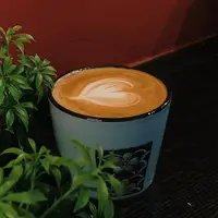 在飛比找ETMall東森購物網優惠-日式復古陶瓷拉花咖啡杯ins簡約拿鐵杯創意馬克杯可愛早餐牛奶