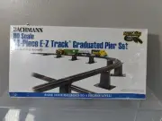 NEW SEALED BACHMANN HO SCALE 14 PIECE E-Z TRACK GRADUATED PIER SET ITEM #44471
