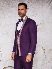 NWT 46R EGGPLANT MENS SUIT, SLIM FIT, 2 SIDE VENT, FLAT FRONT PANTS,
