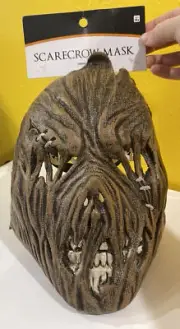New with tags Scarecrow Mask Spirit Store rare