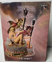 BORIS VALLEJO & JULIE BELL VICTORY STATUE FIGURE SPENCER GIFTS 2000 NEW COA