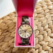 New In Box • Isaac’ Mizrahi Camouflage Watch