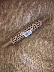 Cute Animal Wood Embossing Rolling Pin for DIY Baking Cookies Cake (Cat)