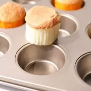 Baking Supplies Mini Cake Pans Carbon Steel Material Baking Pans for Muffin