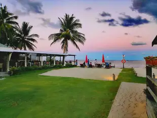 礁石海灘度假村Reef Beach Resort