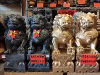 在飛比找Yahoo!奇摩拍賣優惠-大瑞古玩~正宗天然青斗石雕石獅子 兩款38公分北京鎮守對獅/