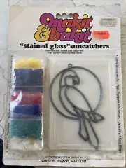 VTG Makit Bakit Parrot Glass Kit SunCatcher Yellow Purple Red BlueGreen Sealed!