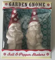 Garden Gnome Salt & Pepper Shaker Set - Kitsch - Red White Ceramic Collectibles
