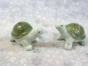 Cracker Barrel Ceramic Mini TURTLES Salt & Pepper Shaker Set - NEW - READ-