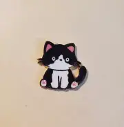 Tuxedo Sitting Cat Magnetic Needle Minder Cross Stitch Embroidery