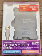 Fujifilm SM-R2 5Volt Smart Media Card Reader to USB boxed -for left cut SM Cards