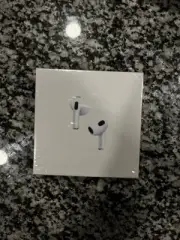 Apple AirPods Pro (2nd Generation) with MagSafe Wireless Charging Case - White