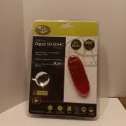 Gear Head Digital Card Reader one USB 2.0 SD/SDHC & one 2.0 USB Micro SD/SDHC