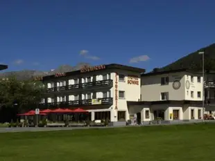 Hotel Sonne St. Moritz 3* Superior