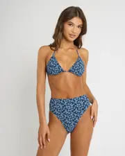 [RVCA] RVCA Women's Cosmos Halter Sliding Triangle Bikini Top in Outer Space Black Size XL XL Outer Space Black